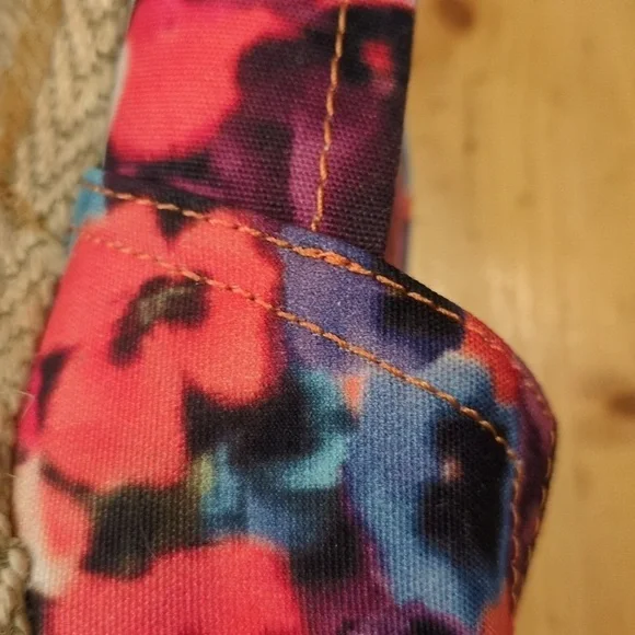 Step into Summer with Toms Oahu Espadrille: Perfect Blend of Style and Comfort - Picture 14 of 15